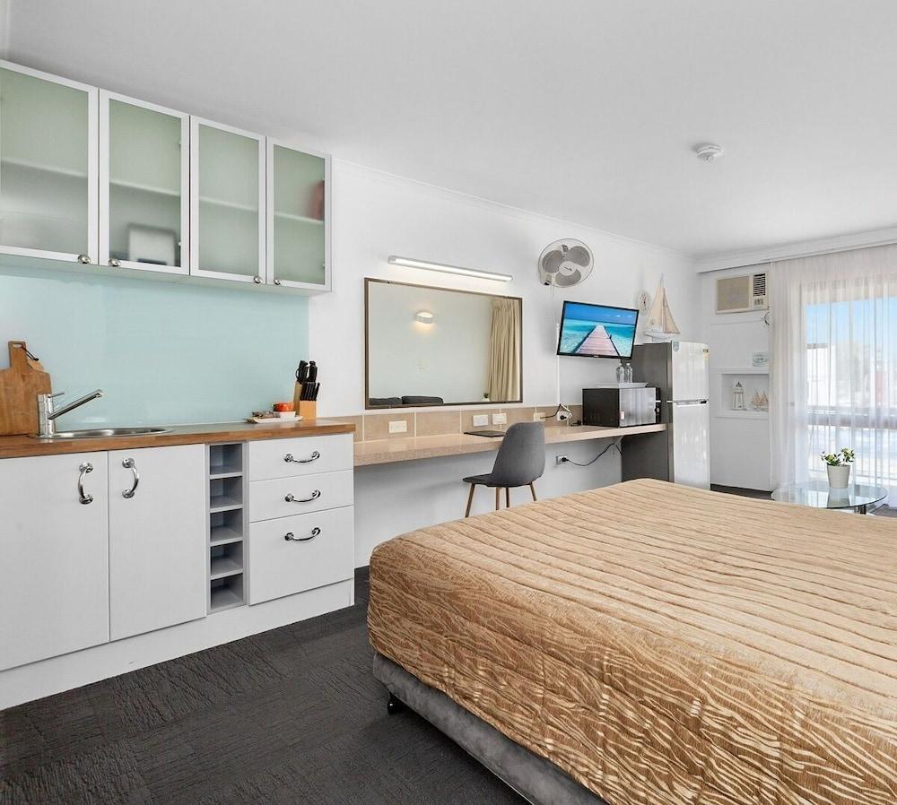 Tweed Harbour Motor Inn Tweed Heads Buitenkant foto