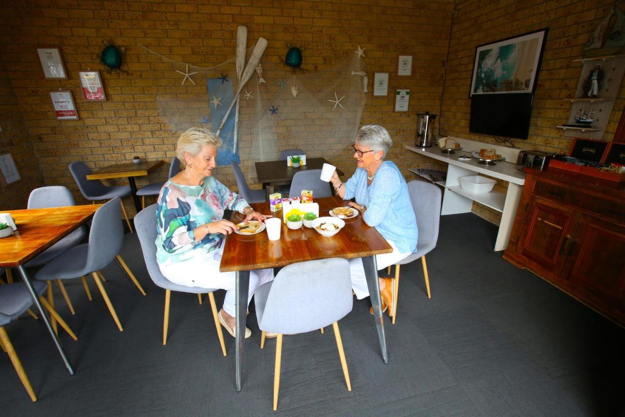 Tweed Harbour Motor Inn Tweed Heads Buitenkant foto